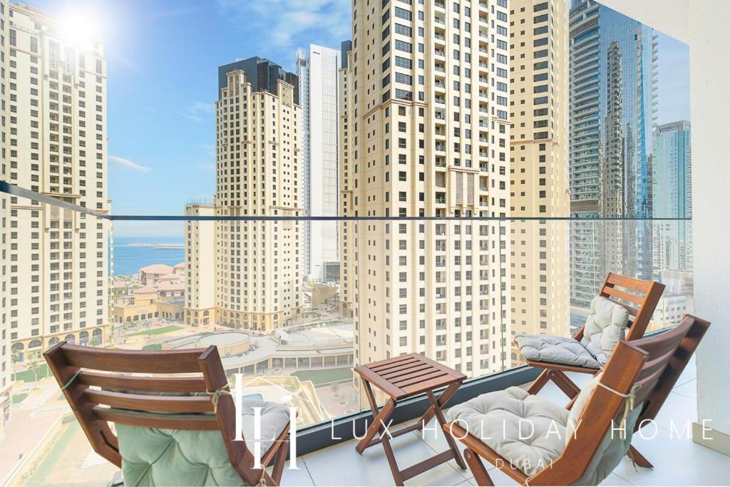 Lux Contemporary Suite With Full Marina View 6 Dubai Luaran gambar