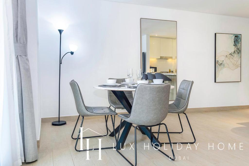 Lux Contemporary Suite With Full Marina View 6 Dubai Luaran gambar